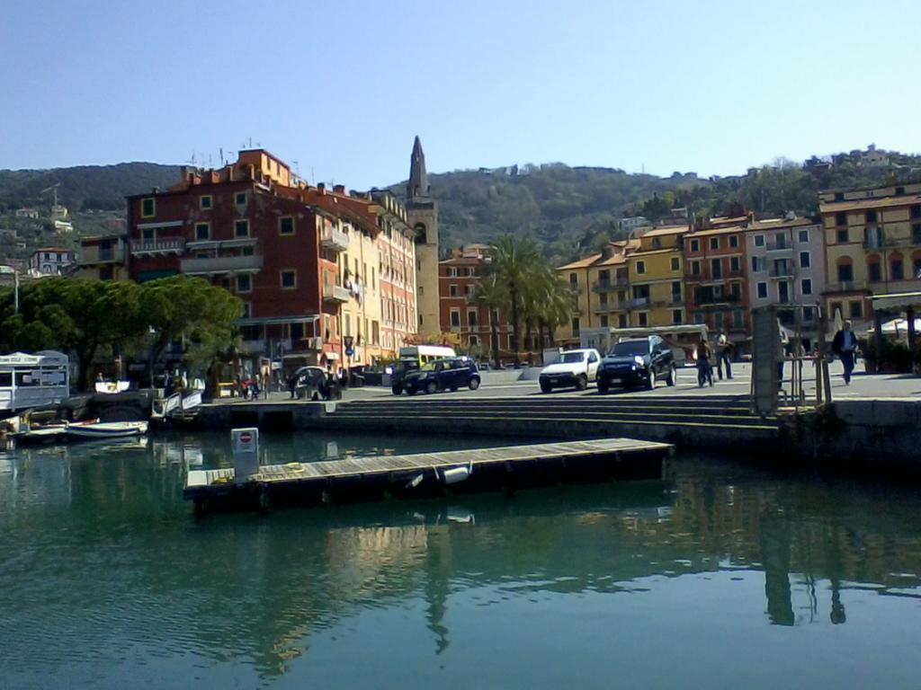 Casa A Lerici Nell'Antico Borgo Villa Rum bild