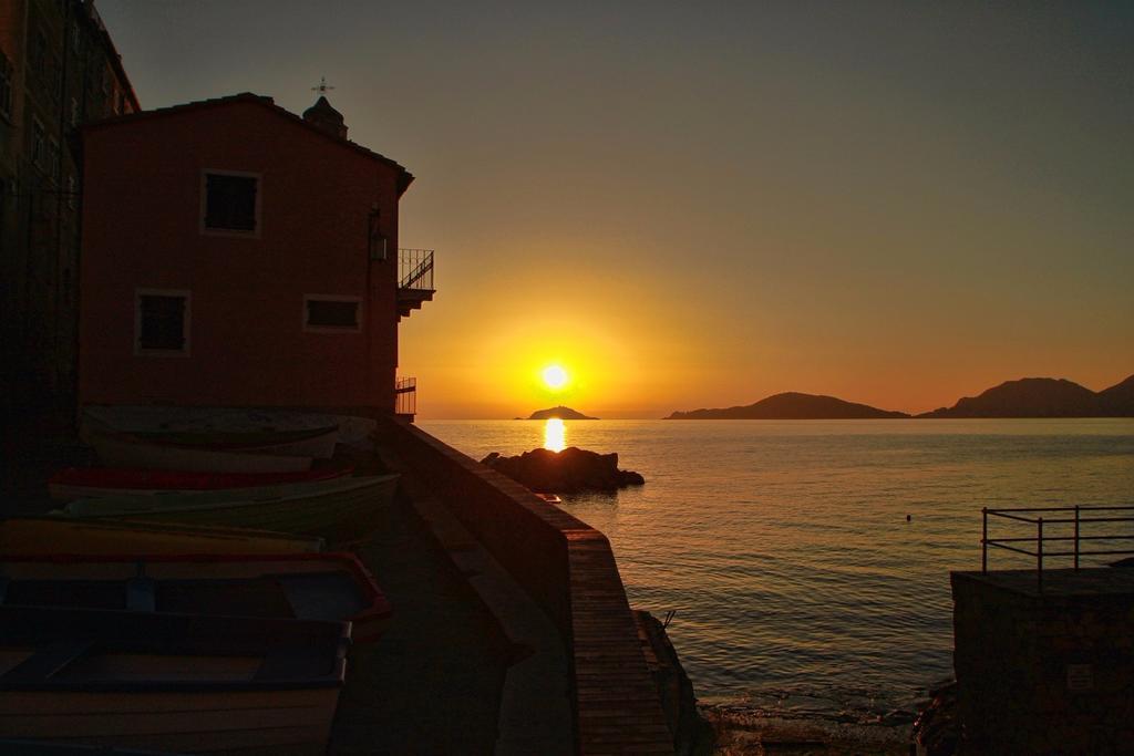 Casa A Lerici Nell'Antico Borgo Villa Exteriör bild